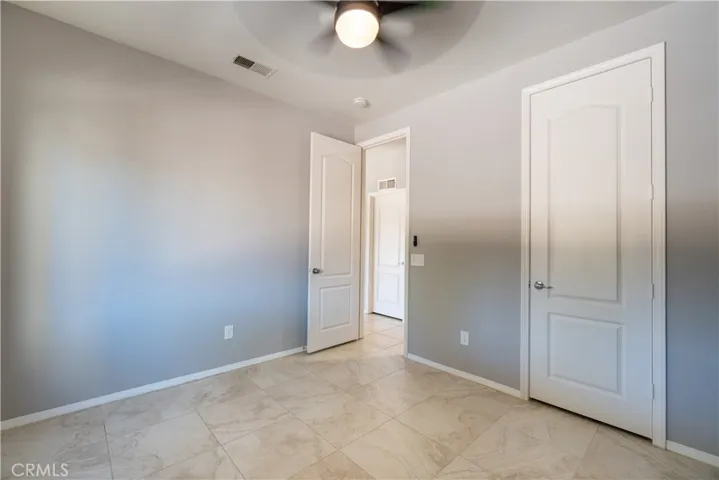 15807 Yosemite Street, Victorville, California 92394