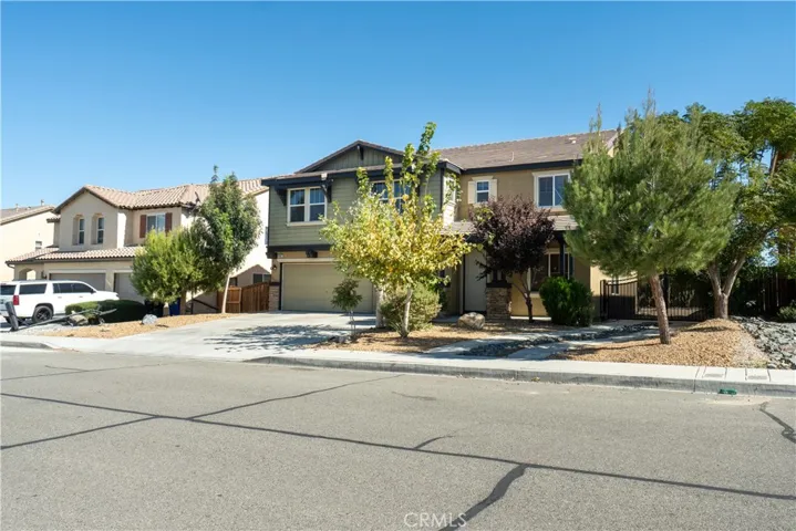 15807 Yosemite Street, Victorville, California 92394
