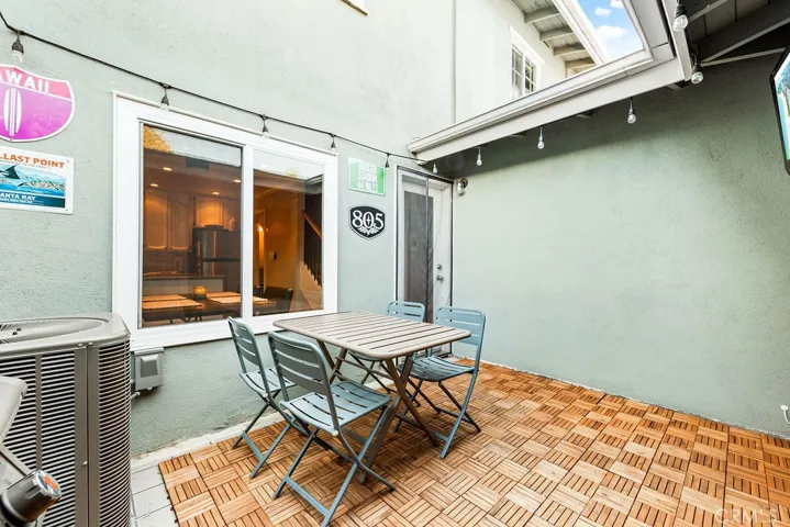 1845 Anaheim Avenue Unit 7D, Costa Mesa, California 92627