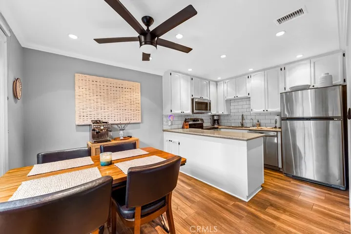 1845 Anaheim Avenue Unit 7D, Costa Mesa, California 92627