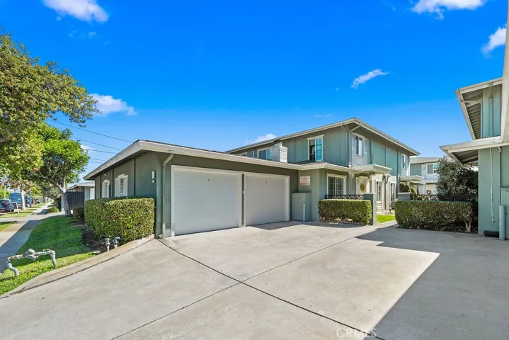 1845 Anaheim Avenue Unit 7D, Costa Mesa, California 92627