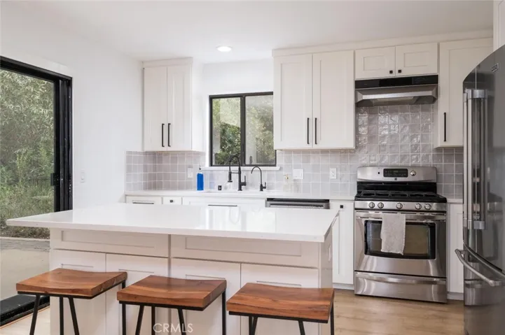 1556 La Cita Court, San Luis Obispo, California 93401