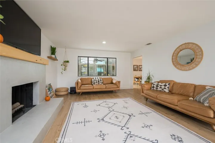 1556 La Cita Court, San Luis Obispo, California 93401