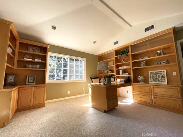 853 Oakglade Drive, Monrovia, California 91016