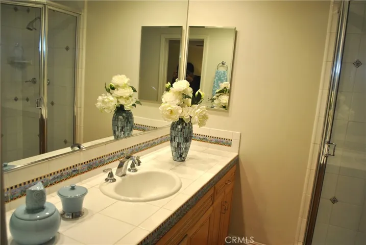 853 Oakglade Drive, Monrovia, California 91016