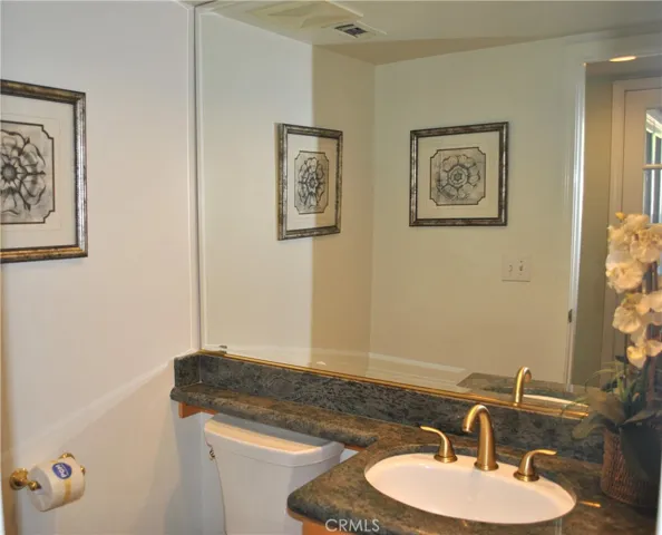 853 Oakglade Drive, Monrovia, California 91016