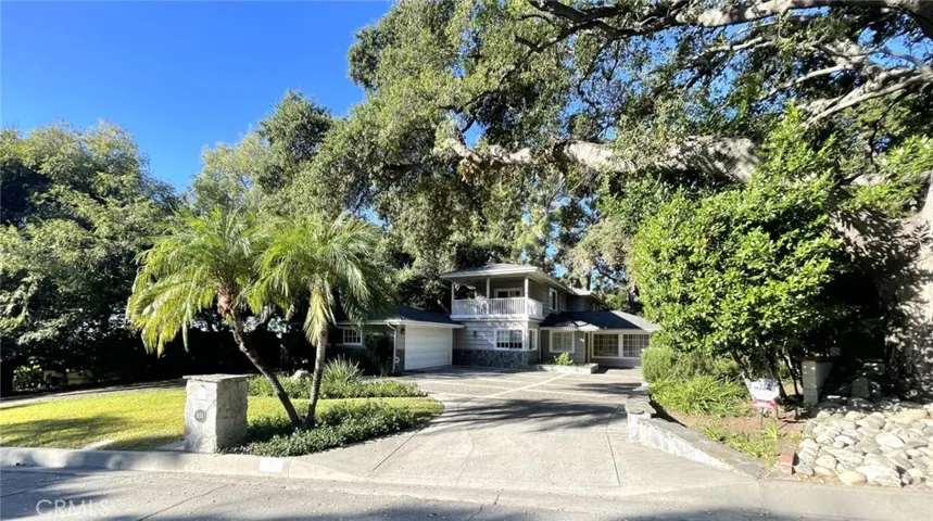 853 Oakglade Drive, Monrovia, California 91016