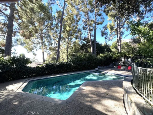 853 Oakglade Drive, Monrovia, California 91016