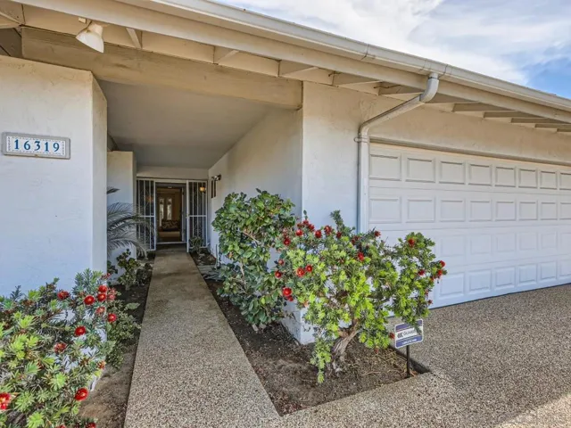 16319 Gabarda Rd, San Diego, California 92128