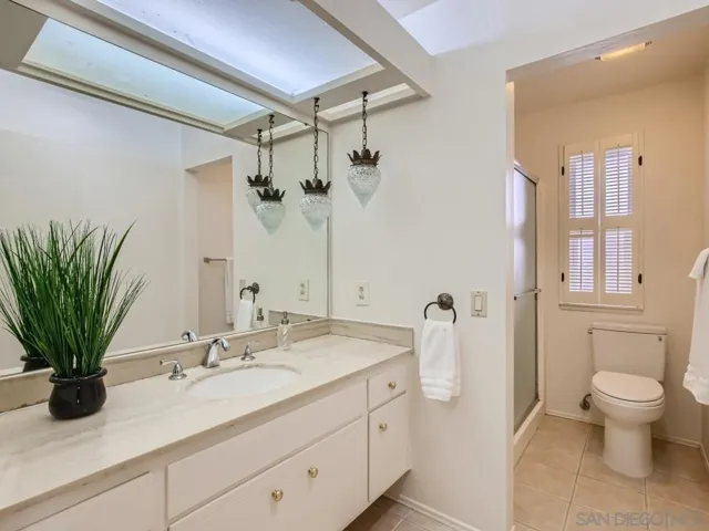 16319 Gabarda Rd, San Diego, California 92128