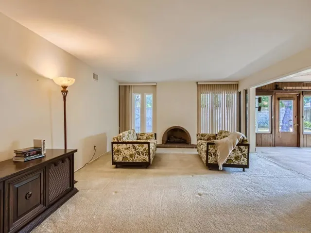 16319 Gabarda Rd, San Diego, California 92128