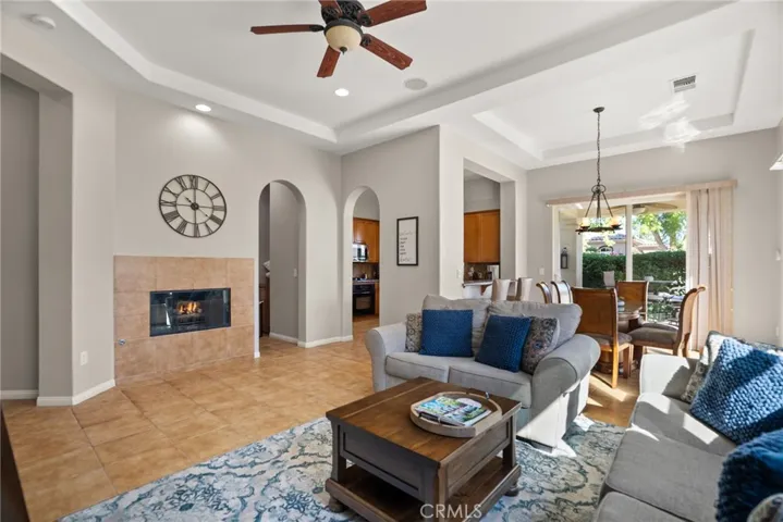 80872 Via Puerta Azul, La Quinta, California 92253