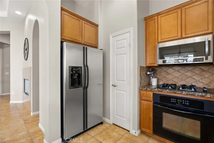 80872 Via Puerta Azul, La Quinta, California 92253