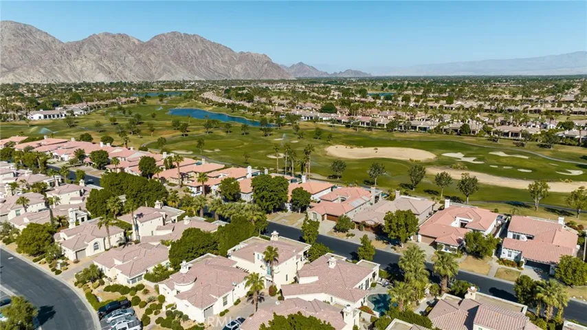 80872 Via Puerta Azul, La Quinta, California 92253
