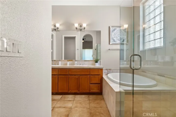 80872 Via Puerta Azul, La Quinta, California 92253