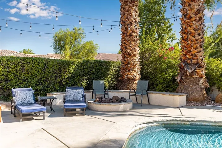 80872 Via Puerta Azul, La Quinta, California 92253