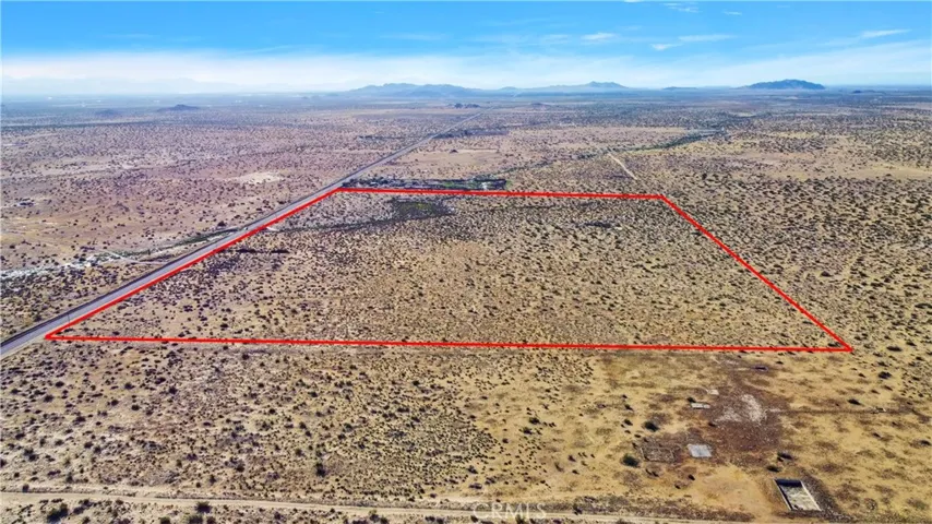 Red property boundary markers are not to be relied on as exact property lines. Buyer to confirm independently.