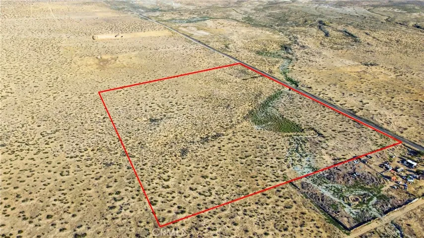 Red property boundary markers are not to be relied on as exact property lines. Buyer to confirm independently.
