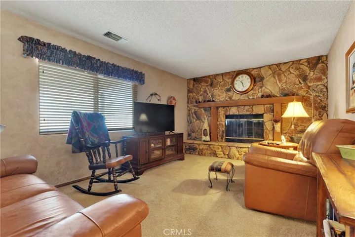 8108 El Cerrito Avenue, Hesperia, California 92345