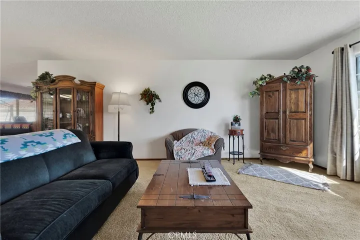 8108 El Cerrito Avenue, Hesperia, California 92345