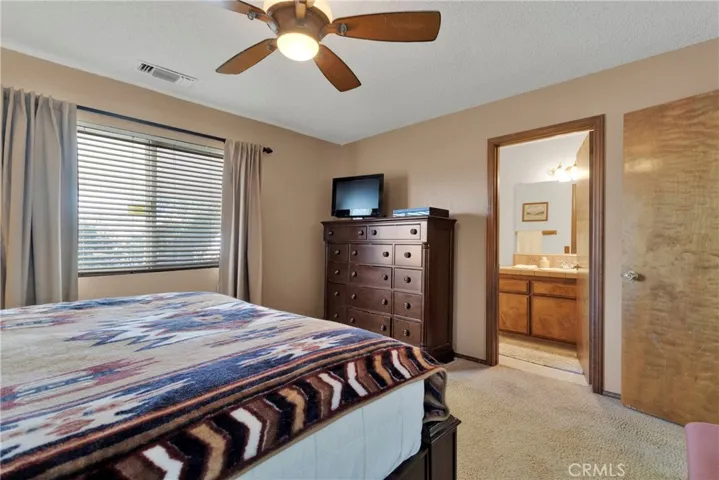 8108 El Cerrito Avenue, Hesperia, California 92345