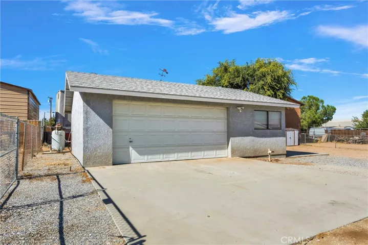 8108 El Cerrito Avenue, Hesperia, California 92345