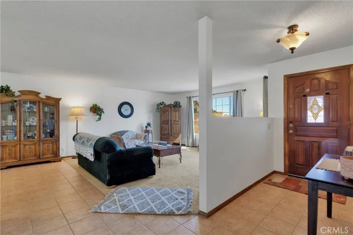 8108 El Cerrito Avenue, Hesperia, California 92345