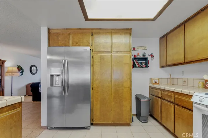 8108 El Cerrito Avenue, Hesperia, California 92345