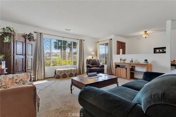 8108 El Cerrito Avenue, Hesperia, California 92345