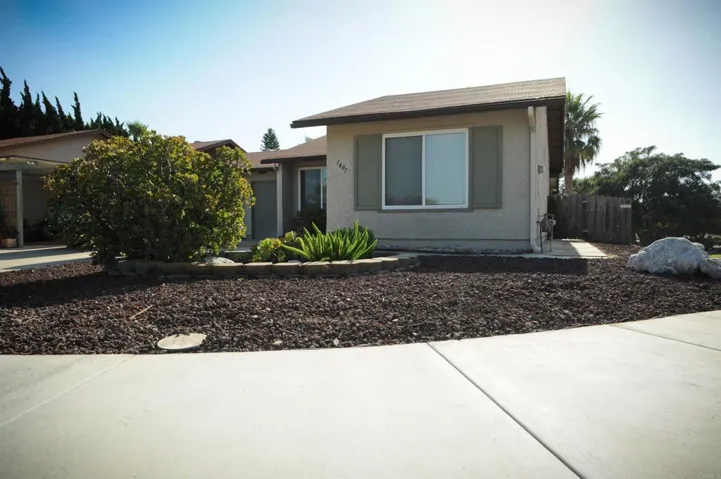 low maintenance front yard