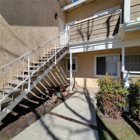 3713 Oak Creek Drive Unit C, Ontario, California 91761