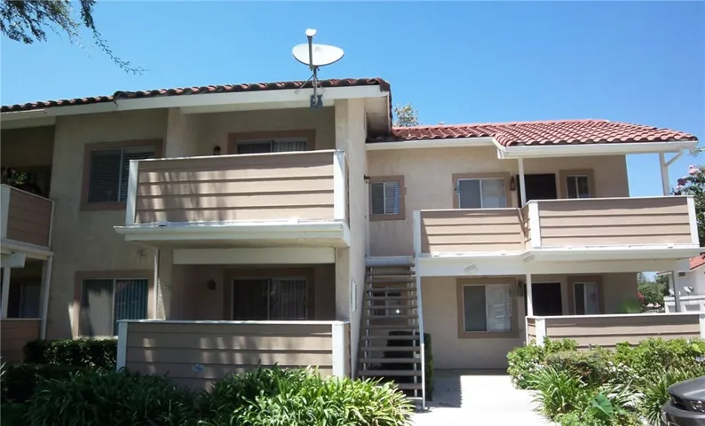 3713 Oak Creek Drive Unit C, Ontario, California 91761