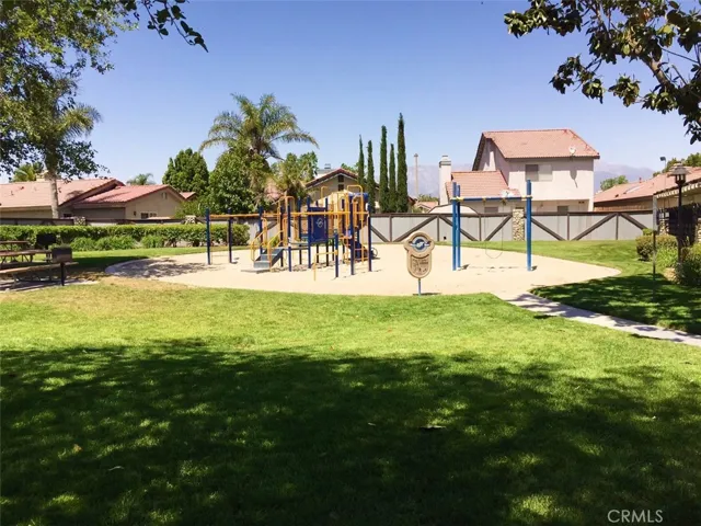 3713 Oak Creek Drive Unit C, Ontario, California 91761