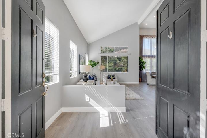 1985 Winterset Place, Simi Valley, California 93065