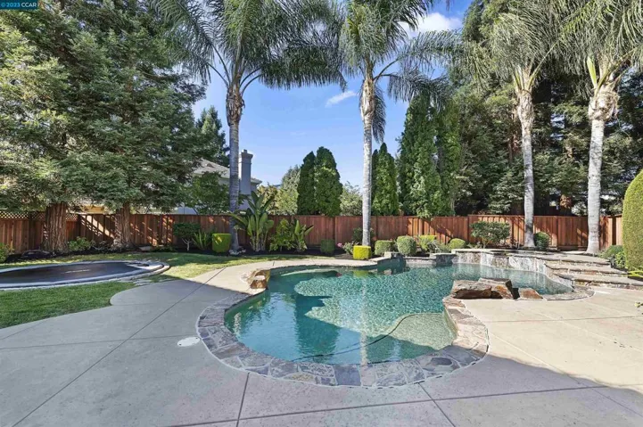 343 Shelterwood Ct, Danville, California 94506