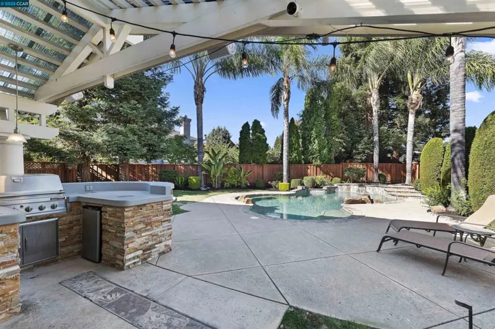 343 Shelterwood Ct, Danville, California 94506