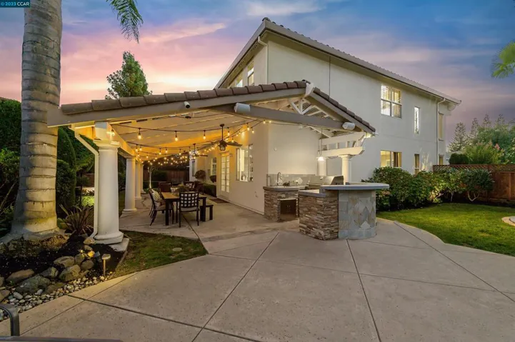 343 Shelterwood Ct, Danville, California 94506