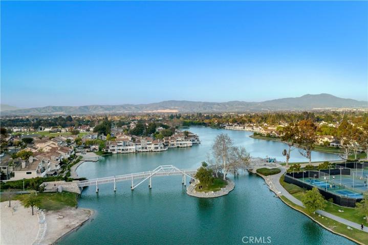 72 Echo Run Unit 35, Irvine, California 92614