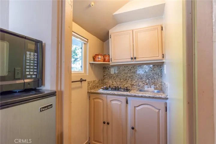 915 Orange Grove Avenue, Colton, California 92324
