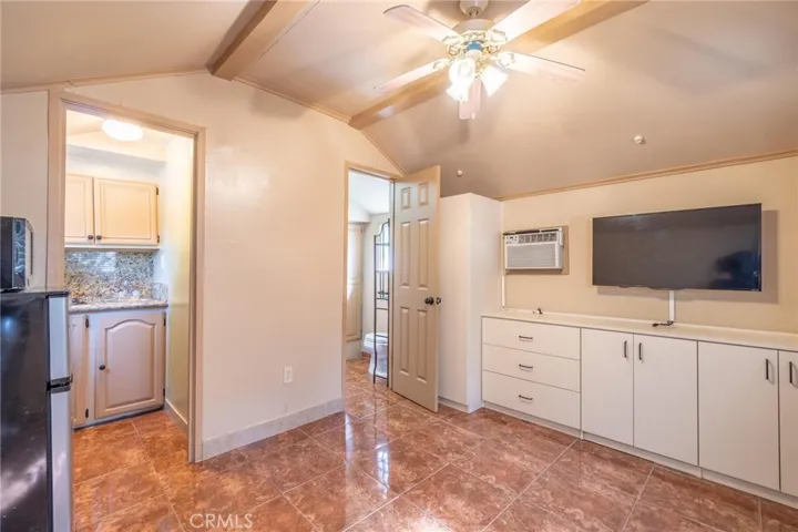 915 Orange Grove Avenue, Colton, California 92324