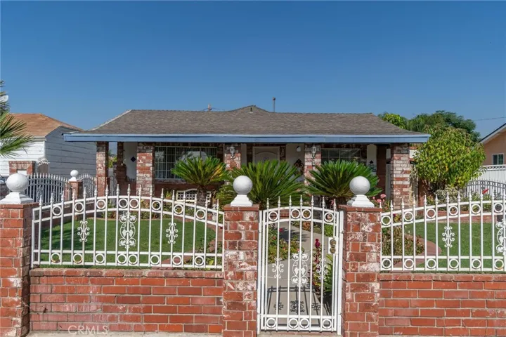 915 Orange Grove Avenue, Colton, California 92324