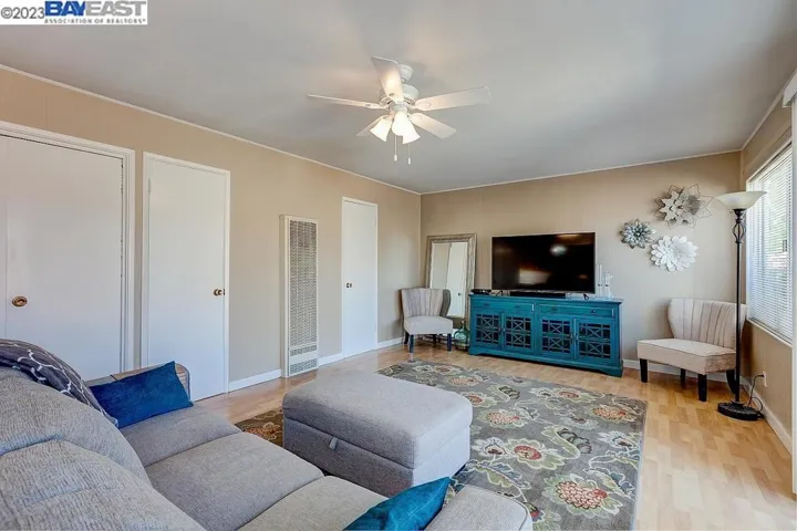 15943 Via Paro, San Lorenzo, California 94580