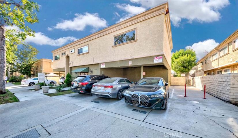 20246 Cohasset Street Unit 6, Winnetka, California 91306