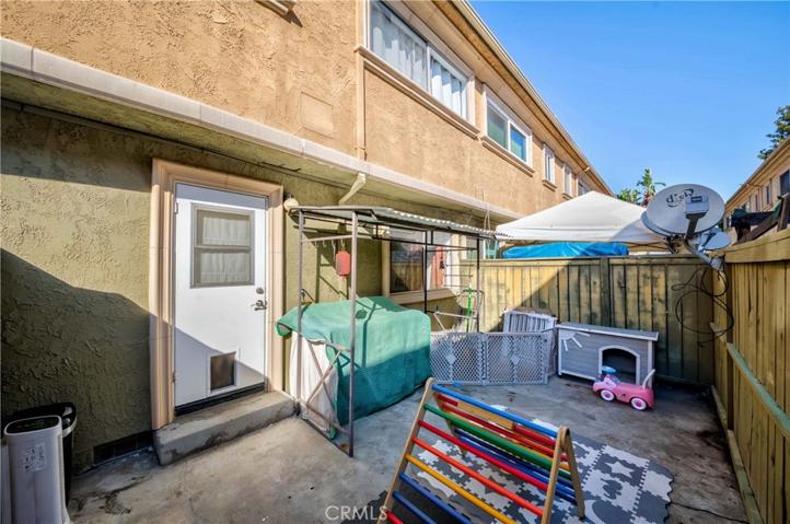 20246 Cohasset Street Unit 6, Winnetka, California 91306