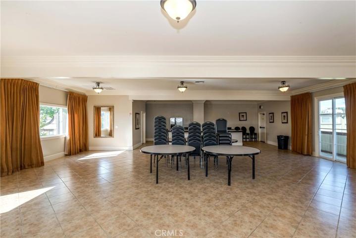 20246 Cohasset Street Unit 6, Winnetka, California 91306