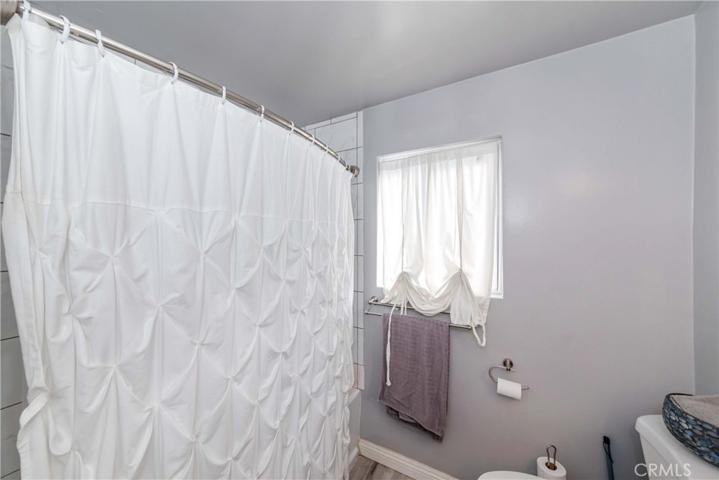 20246 Cohasset Street Unit 6, Winnetka, California 91306