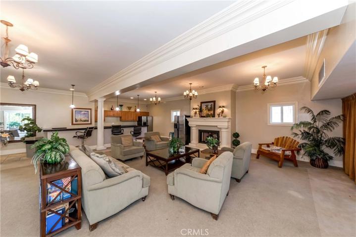 20246 Cohasset Street Unit 6, Winnetka, California 91306