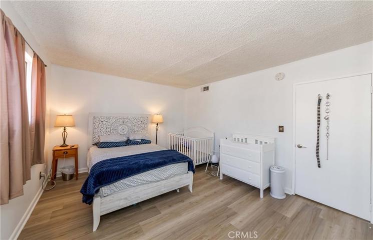 20246 Cohasset Street Unit 6, Winnetka, California 91306