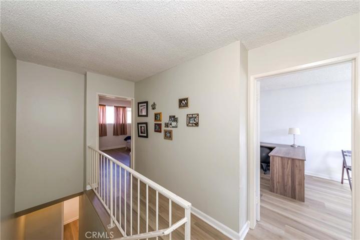 20246 Cohasset Street Unit 6, Winnetka, California 91306
