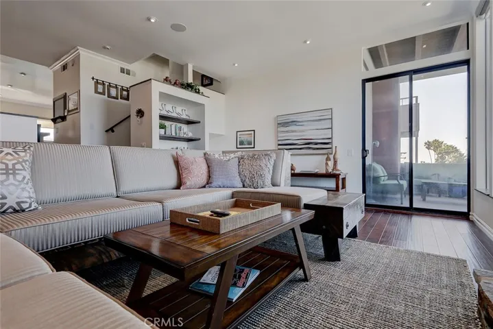 400 Calle Miramar, Redondo Beach, California 90277